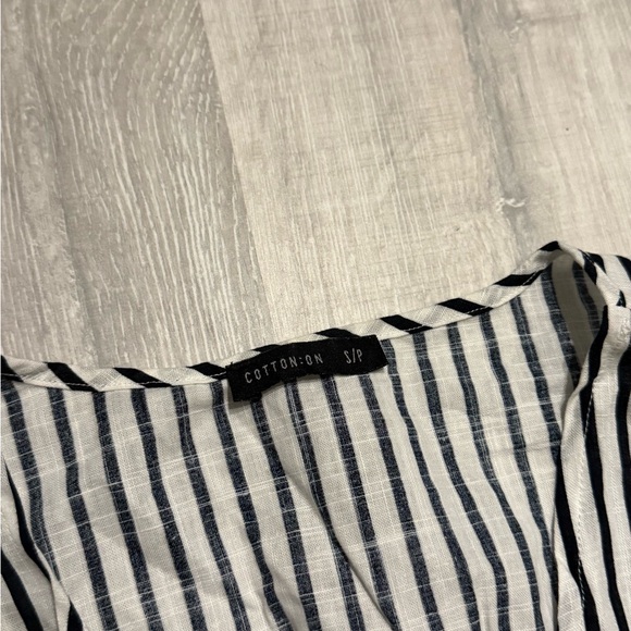 Cotton On Jennifer stripes dress - Picture 5 of 6